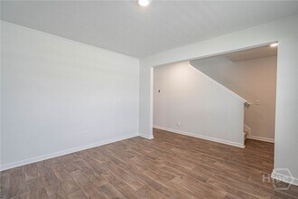 1004 Bergamot Rd in Bloomingdale, GA - Building Photo - Building Photo