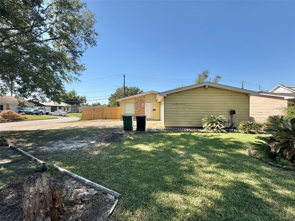 12842 Corpus Christi St in Houston, TX - Building Photo