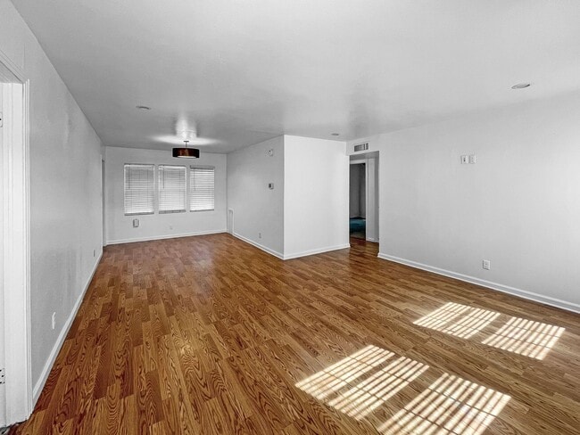 116 W Vega Dr in Hobbs, NM - Building Photo - Building Photo