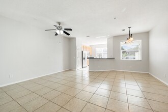 4030 Deberry Dr in Sarasota, FL - Building Photo - Building Photo