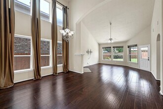 2414 Snowy Egret Drive in Katy, TX - Building Photo - Building Photo