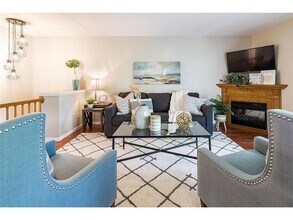 334 W 5th St in Waconia, MN - Building Photo - Building Photo