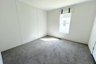 17042 Coventry Ln in Holly, MI - Building Photo - Building Photo