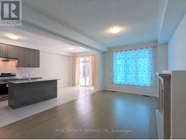 1061 Pisces Trl in Pickering, ON - Building Photo - Building Photo