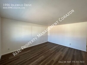 1996 Idlewild Dr in Reno, NV - Building Photo - Building Photo