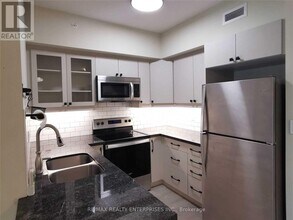 54-254 Koda St in Barrie, ON - Building Photo - Building Photo