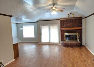 1404 Wood Duck Dr in Edmond, OK - Building Photo - Building Photo