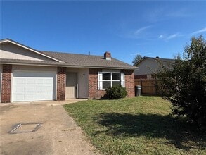 707 S 24th St in Rogers, AR - Building Photo - Building Photo