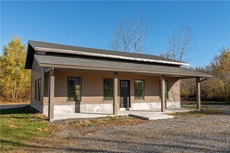 118a Kirkland Ave in Clinton, NY - Building Photo - Building Photo