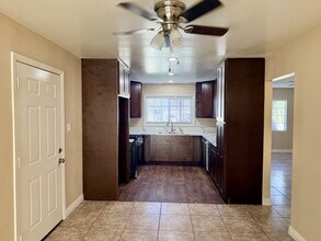 10079 Hedrick Ave in Riverside, CA - Building Photo - Building Photo