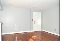 4820 C St SE, Unit 304 in Washington, DC - Building Photo - Building Photo