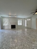 13406 Savanna in Tustin, CA - Building Photo