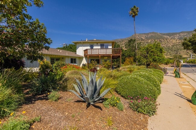 1121 Mercer Ave in Ojai, CA - Building Photo - Building Photo