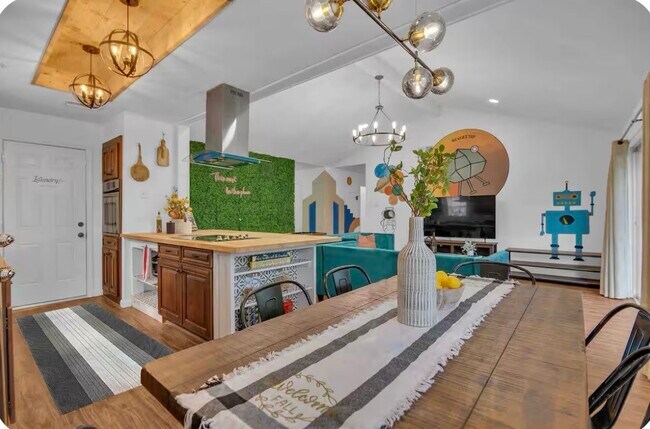 5755 Cartagena St in Houston, TX - Building Photo - Building Photo