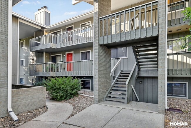 property at 695 Manhattan Dr