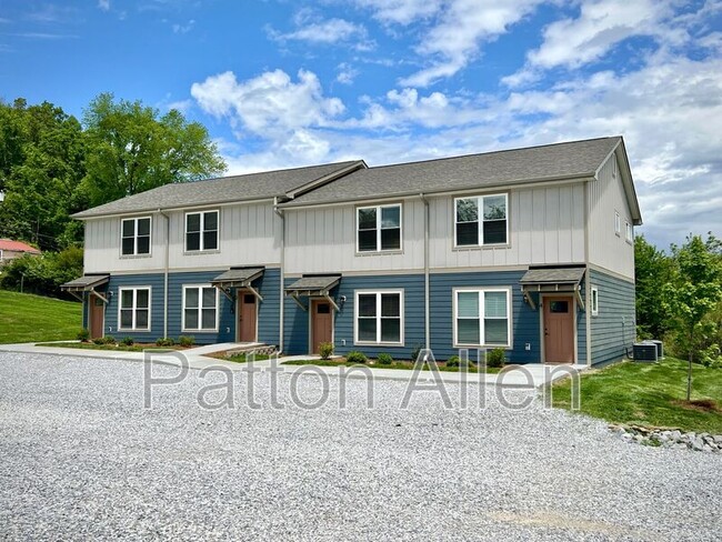 21 Catawba Valley Ct in Old Fort, NC - Building Photo - Building Photo