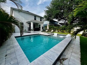 3704 W Wyoming Ave in Tampa, FL - Building Photo - Building Photo