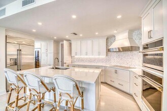 570 Ocean Dr in Juno Beach, FL - Building Photo - Building Photo
