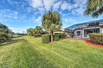 10018 Oakhurst Way in Ft. Myers, FL - Building Photo - Building Photo