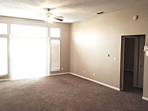 2327 Clarion Ct in Miamisburg, OH - Building Photo - Building Photo