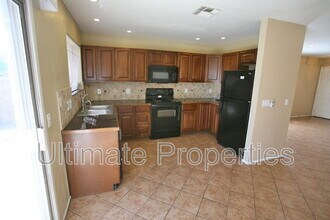 4705 N 84th Dr in Phoenix, AZ - Building Photo - Building Photo