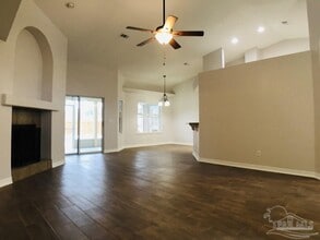 2001 Horton Dr in Pensacola, FL - Building Photo - Building Photo