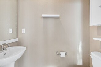 2933 Central Park Blvd in Denver, CO - Building Photo - Building Photo