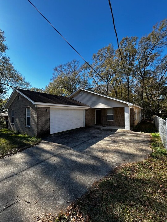 1430 Calloway St in Tallahassee, FL - Building Photo