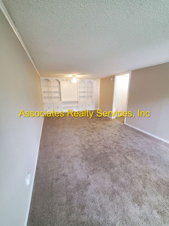 2490 SW 14th Dr in Gainesville, FL - Building Photo
