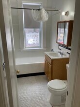 1629 Commonwealth Ave, Unit 4 in Boston, MA - Building Photo - Building Photo