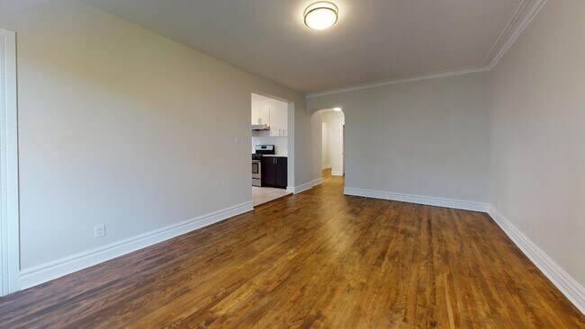 5051 Clanranald in Montréal, QC - Building Photo - Building Photo