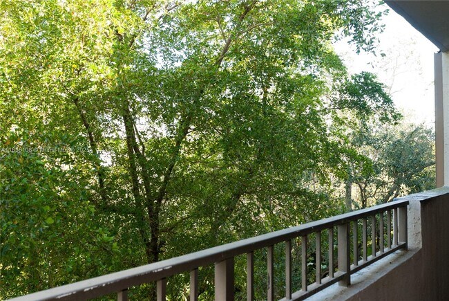 property at 141 Crandon Blvd