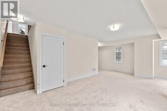 1 Abbeyhill Ln in Markham, ON - Building Photo - Building Photo