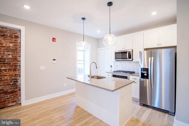 129 S 49th St in Philadelphia, PA - Building Photo - Building Photo