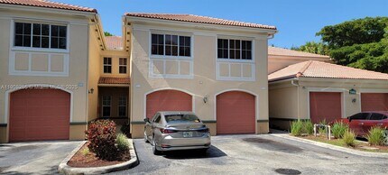 2452 Centergate Dr in Miramar, FL - Building Photo - Building Photo