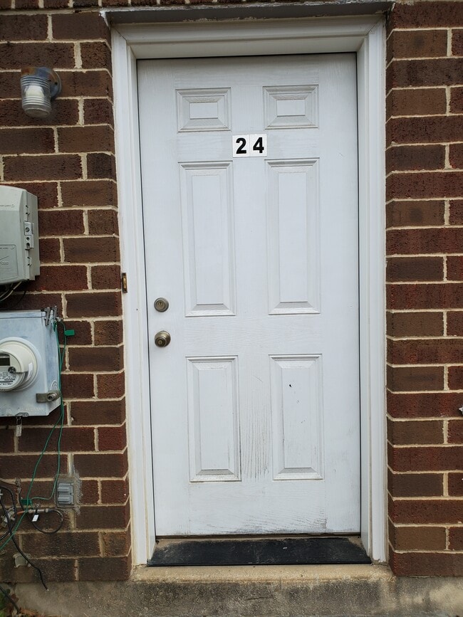 property at 24 Deen St