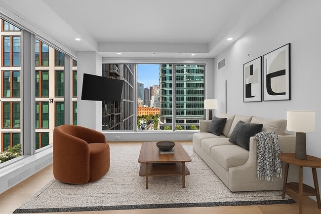 135 Seaport Blvd in Boston, MA - Building Photo - Building Photo