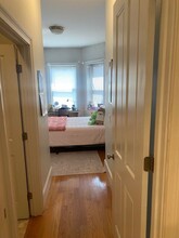 1081 Beacon St, Unit 3 in Brookline, MA - Building Photo - Building Photo