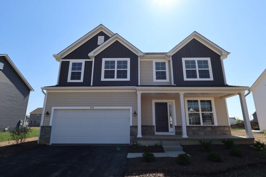 1717 Longhill Dr in Delaware, OH - Building Photo