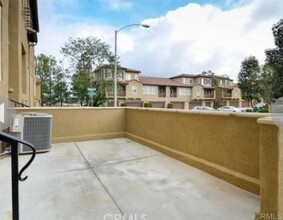 13330 Via Costanza, Unit AUCPUQ in San Diego, CA - Building Photo - Building Photo