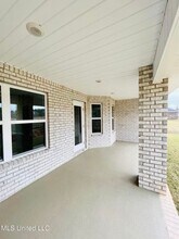 15349 Lakeview Ct in Gulfport, MS - Building Photo - Building Photo