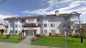 The Cimmaron in White Rock, BC - Building Photo