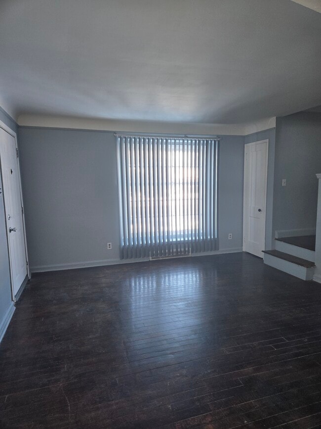 20255 Meyers Rd in Detroit, MI - Building Photo - Building Photo