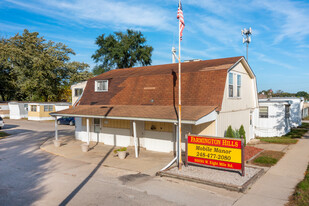 Farmington Hills Mobile Manor Apartments