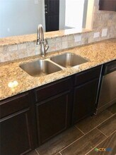 562 Creekside Frst in New Braunfels, TX - Building Photo - Building Photo