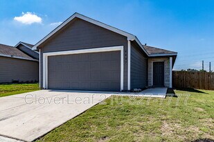 4407 Grassland Pass in San Antonio, TX - Building Photo