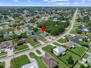637 NW Bayshore Blvd in Port St. Lucie, FL - Building Photo - Building Photo
