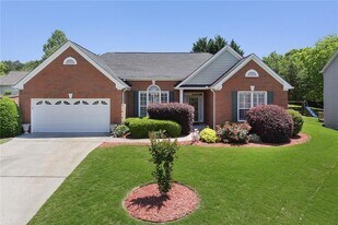 1550 Argonne Ln in Alpharetta, GA - Building Photo