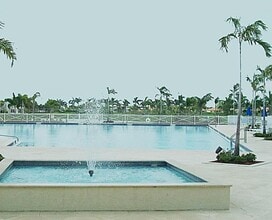 2933 SE 2nd Dr in Homestead, FL - Foto de edificio - Building Photo