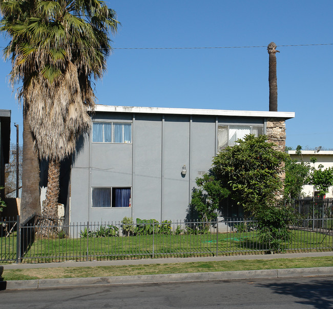 822 S Townsend St in Santa Ana, CA - Foto de edificio - Building Photo